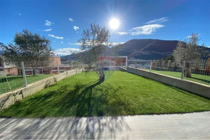 Tirane, jepet me qera Vile , 134 m² 2.408 € (MULLET Rezidenca Olive Grove)