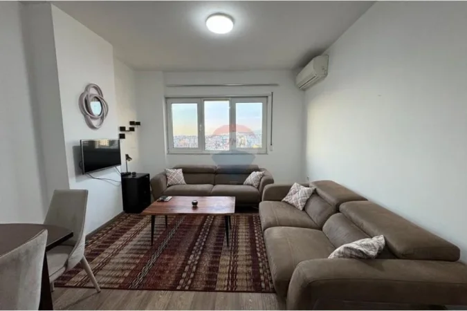 Tirane, jepet me qera apartament , 100 m² 600 € 