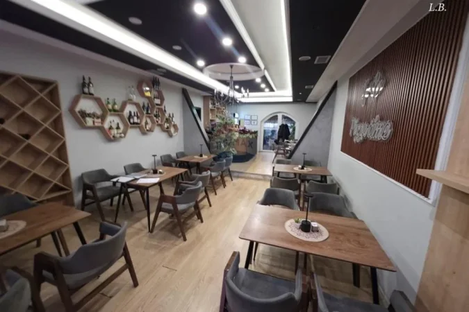 Tirane, shitet lokal , 