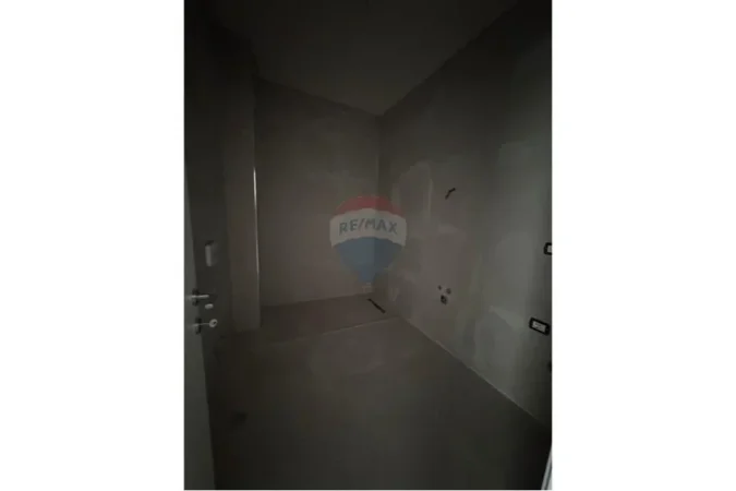 Tirane, shitet apartament , 124 m² 220.000 € 