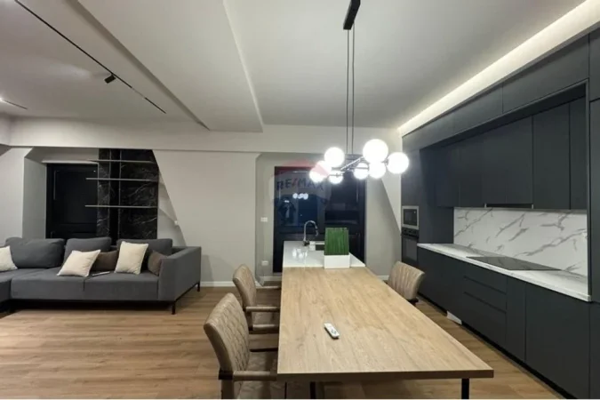 Tirane, shitet apartament , 1 m² 485.000 € 