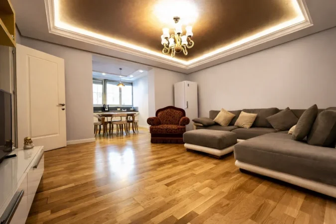 Tirane, jepet me qera apartament 2+1+Ballkon Kati 1, 96 m² 1.200€ (Qender, Bulevardi Zogu i Pare)