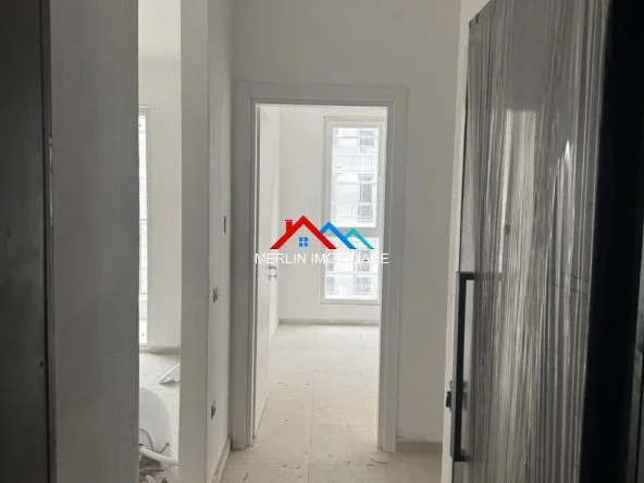 Tirane, shitet apartament 1+1+Ballkon Kati 3, 52 m² 69.000 € (RRUGA GRYKA E KACANIKUT,UNIVERS CITY)