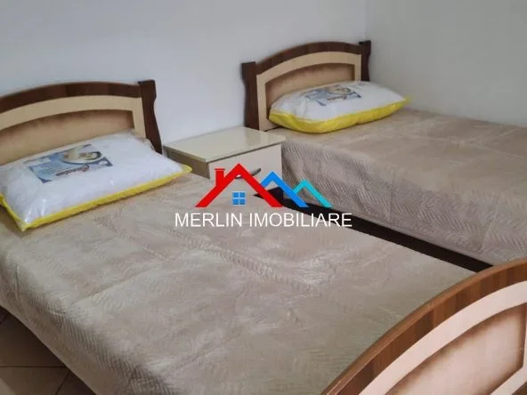 Tirane, jepet me qera apartament 2+1+Ballkon Kati 3, 100 m² 650 € (RRUGA XIBRAKEVE)
