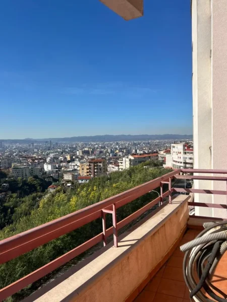 Tirane, shitet apartament 1+1+Ballkon Kati 3, 86 m² 109.000 € 
