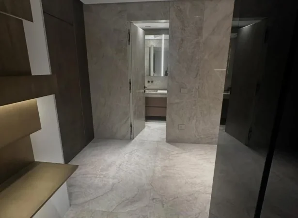 Tirane, shitet apartament 2+1 Kati 6, 212 m² 