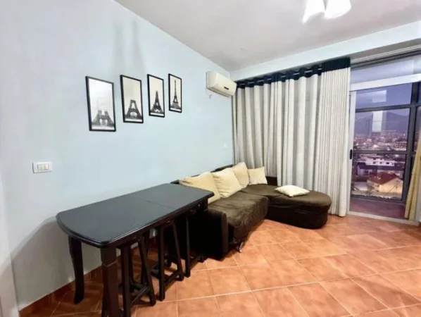Tirane, jepet me qera apartament 2+1+Aneks+Ballkon Kati 9, 72 m² 500 € (ish fusha e aviacionit)