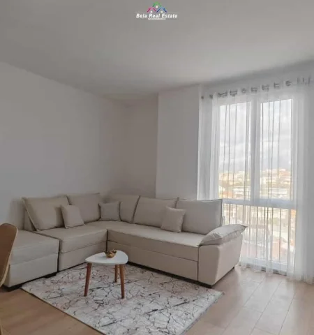 Tirane, jepet me qera apartament 1+1 Kati 5, 60 m² 470 € (Rruga Ali Shefqeti)