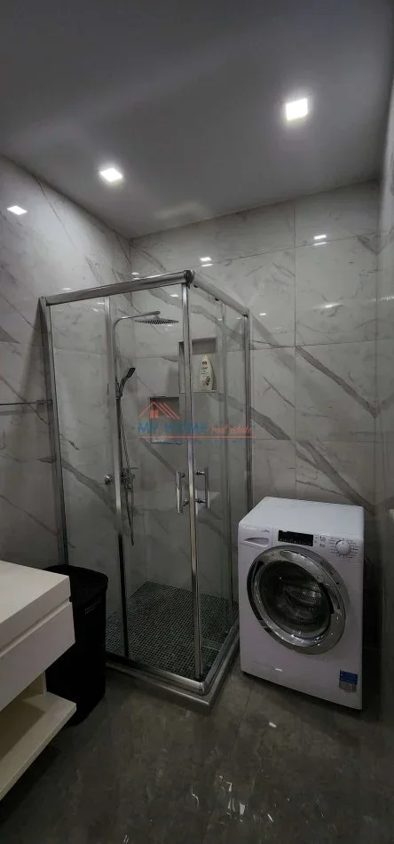 Tirane, jepet me qera apartament 1+1+Ballkon Kati 3, 78 m² 850 € (Myslym Shyri)