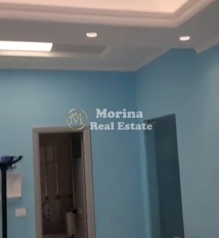 Tirane, jepet me qera ambjent biznesi Kati 0, 100 m² 1.600 € (Rruga Kongresi i Manastirit)