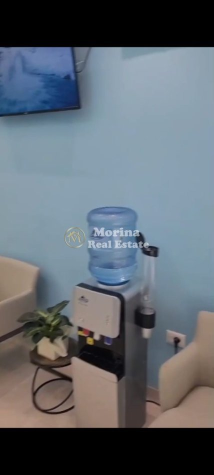 Tirane, jepet me qera ambjent biznesi Kati 0, 100 m² 1.600 € (Rruga Kongresi i Manastirit)