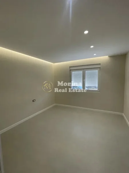 Tirane, shitet apartament 2+1 Kati 1, 74 m² 165.000 € (Oxhaku)
