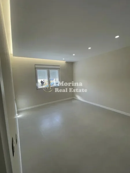 Tirane, shitet apartament 2+1 Kati 1, 74 m² 165.000 € (Oxhaku)