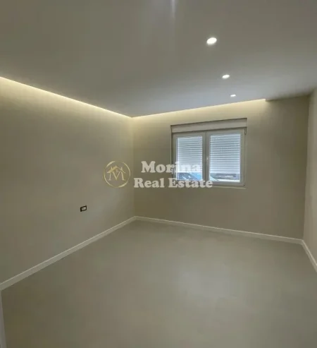 Tirane, shitet apartament 2+1 Kati 1, 74 m² 165.000 € (Oxhaku)