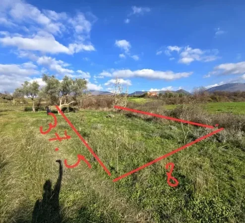 Tirane, shitet toke , 300 m² 30.000 € (Mullet)