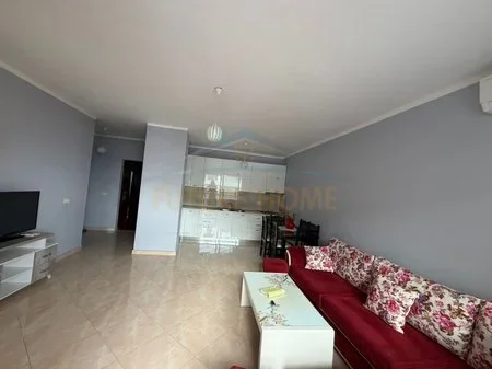 Durres, jepet me qera apartament 2+1 Kati 4, 85 m² 500 € 