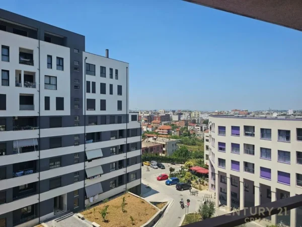 Tirane, jepet me qera apartament 2+1 Kati 6, 102 m² 550 € (ALI DEMI)
