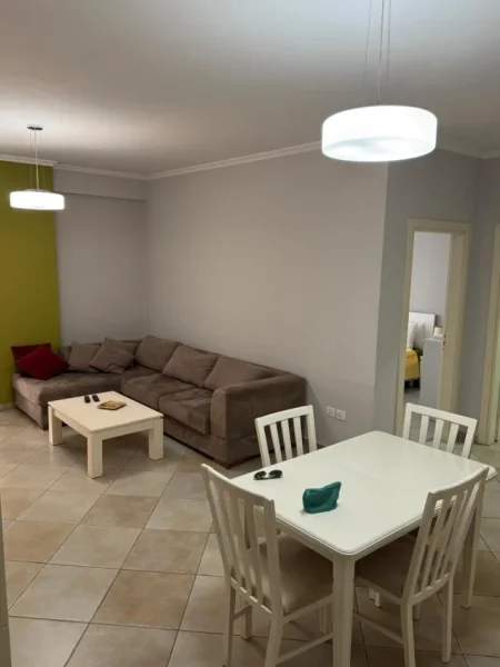 Tirane, jepet me qera apartament 1+1+Ballkon Kati 3, 70 m² 700 € (Tek KOMPLEKSI DELIJORGJI, Tiranë)