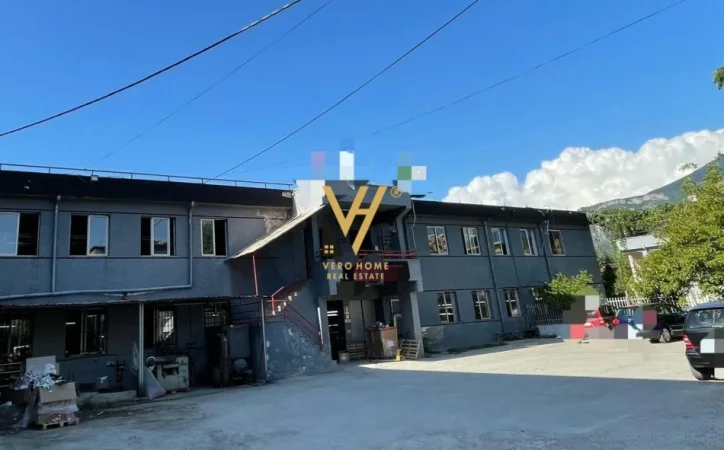 Tirane, jepet me qera magazine Kati 0, 1.300 m² 3.900 € (ALLIAS)