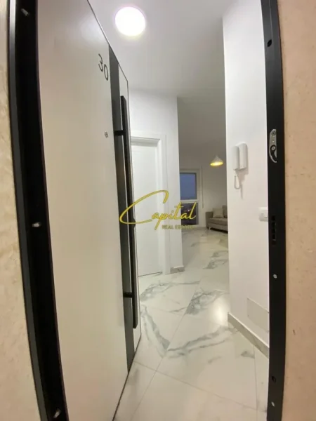 Tirane, jepet me qera apartament 1+1 Kati 5, 60 m² 500 € (DON BOSKO)