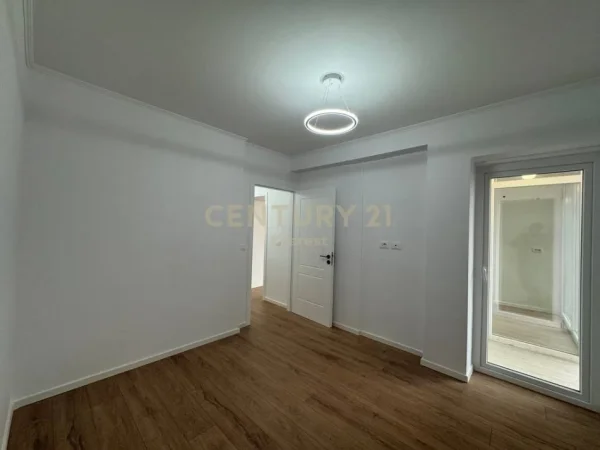 Tirane, shitet apartament 1+1 Kati 7, 54 m² 115.000 € (Don Bosco)