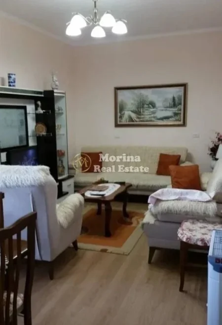 Tirane, shitet shtepi 2 Katshe , 153 m² 200.000 € (Qytet Studenti)