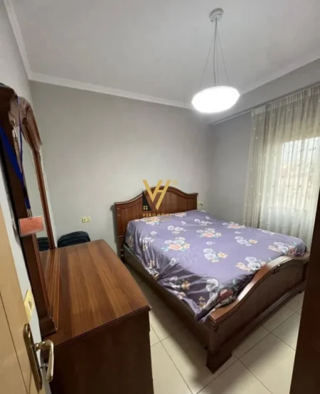Tirane, jepet me qera apartament 2+1+Ballkon Kati 4, 79 m² 500 € (KODRA E PRIFTIT)