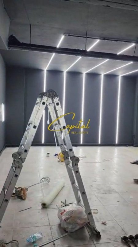 Tirane, jepet me qera magazine Kati -1, 80 m² 500 € (ASTIR)