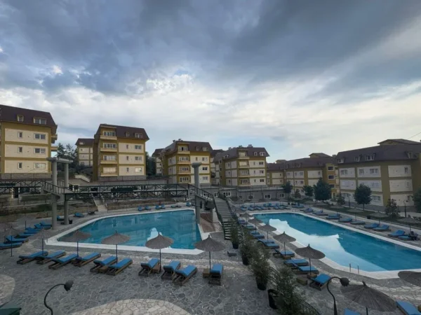 Tirane, shitet apartament 2+1 Kati 4, 133 m² 200.000 € (FARKE)