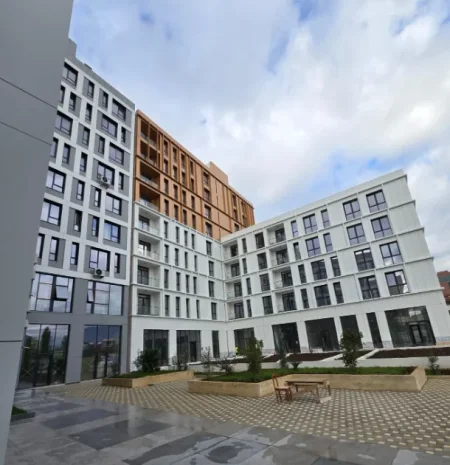 Tirane, shitet apartament 3+1+Ballkon Kati 3, 141 m² 282.000 € (Jordan Misja)