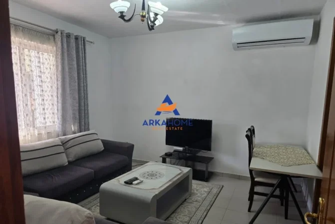 Tirane, jepet me qera apartament 2+1+Ballkon Kati 1, 120 m² 416 € 