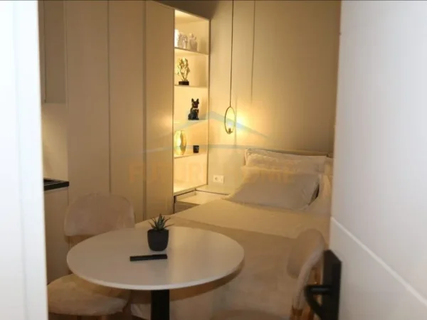 Tirane, shitet 2 STUDIO Kati 0, 69 m² 250.000 € (Rruga Muhamet Gjollesha)