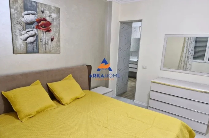 Tirane, shitet apartament 3+1+Ballkon Kati 4, 132 m² 219.000 € 
