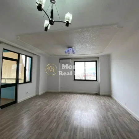 Tirane, jepet me qera ambjent biznesi Kati 11, 143 m² 1.500 € (Bulevardi Gjergj Fishta)