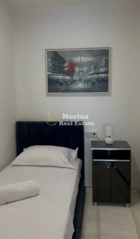 Tirane, jepet me qera apartament 2+1 Kati 6, 60 m² 700 € (Rruga 5 Maji)