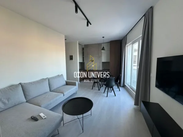 Tirane, jepet me qera apartament 1+1+Ballkon Kati 9, 60 m² 650 € (River Residence, Astir)