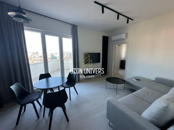 Tirane, jepet me qera apartament 1+1+Ballkon Kati 9, 60 m² 650 € (River Residence, Astir)