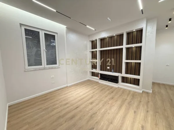 Tirane, shitet apartament 1+1 Kati 2, 60 m² 100.000 € (Astir)