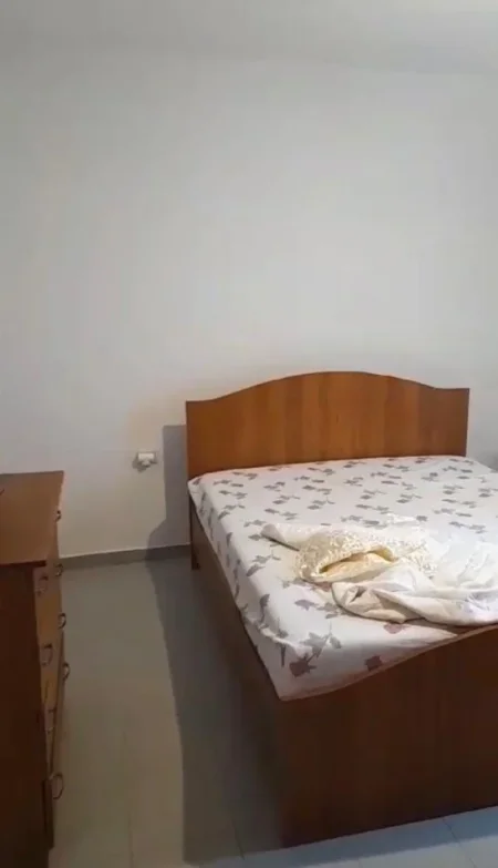 Tirane, jepet me qera shtepi 1 Katshe Kati 1, 120 m² 400 € 