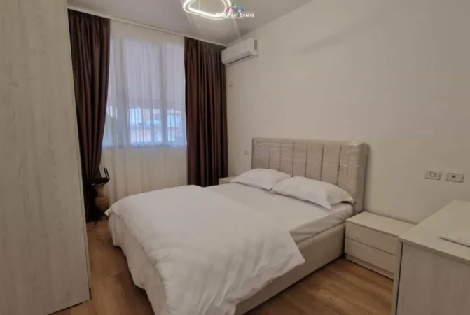 Tirane, jepet me qera apartament 1+1 Kati 5, 70 m² 1.039 € (islam alla)