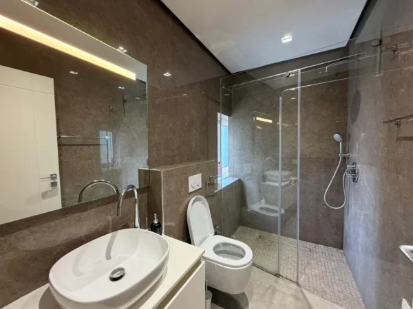 Tirane, shitet apartament duplex Dublex Kati 2, 116 m² 255.000 € (Kodra e Diellit.)