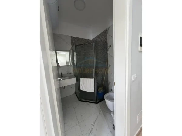 SHITET GARSONIERE,  LURA 3, GJIRI I LALEZIT