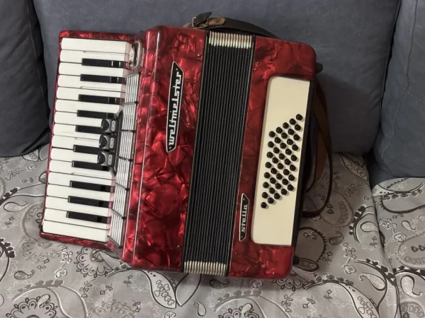 Tirane, shes Fizarmonike 170 €