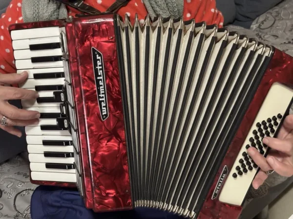 Tirane, shes Fizarmonike 170 €