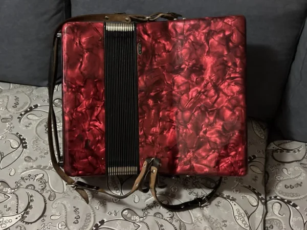 Tirane, shes Fizarmonike 170 €