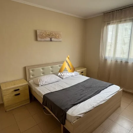 Tirane, jepet me qera apartament 2+1 Kati 3, 75 m² 550 € (Rruga Jakov Xoxa)