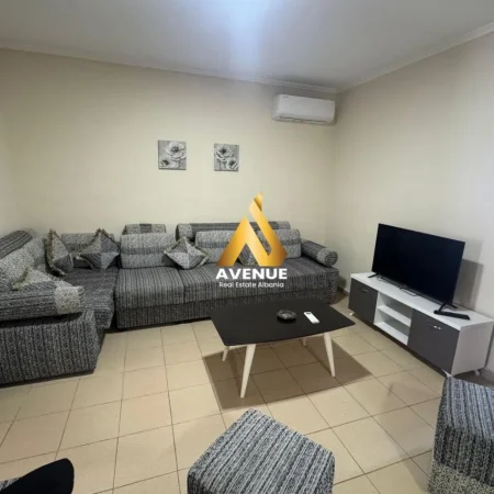 Tirane, jepet me qera apartament 2+1 Kati 3, 75 m² 550 € (Rruga Jakov Xoxa)