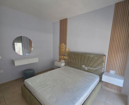 Tirane, jepet me qera apartament 1+1+Ballkon Kati 2, 68 m² 500 € (5 Maji, Pallatet Concord)