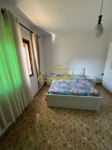 Tirane, jepet me qera apartament 1+1 Kati 2, 75 m² 400 € (QYTET STUDENTI)