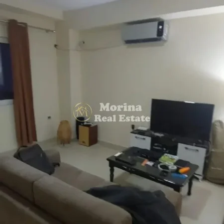 Tirane, jepet me qera apartament 2+1 Kati 2, 120 m² 550 € (Brryli, Materniteti i Ri)